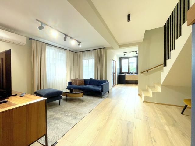 Casa 1/2 duplex inchiriere Dumbravita