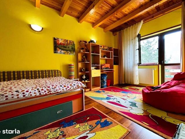 Casa, 287 m²