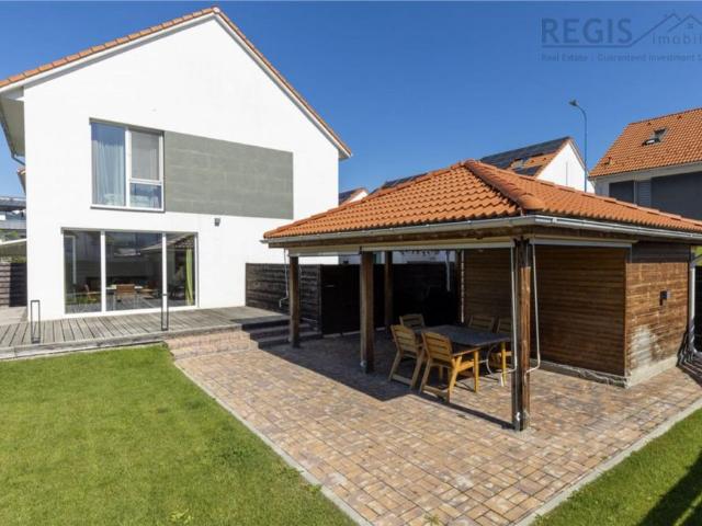 Casa 2020 500 mp curte de inchiriat | Brasov