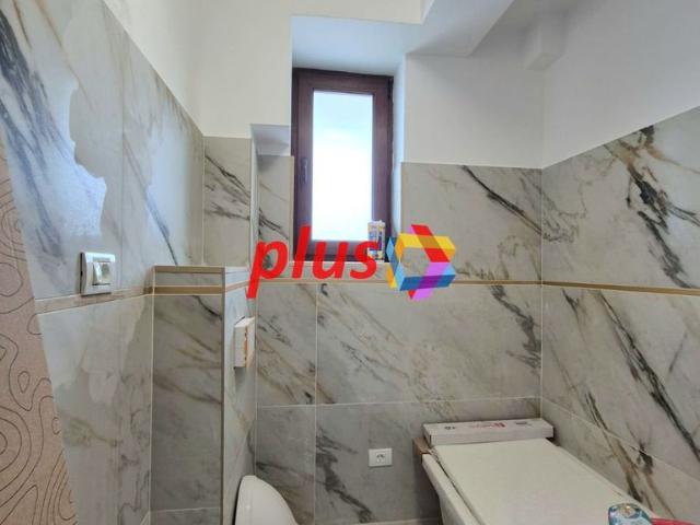 Casa 213 mp 2 Aparatmente separate, Brasov Sanpetru