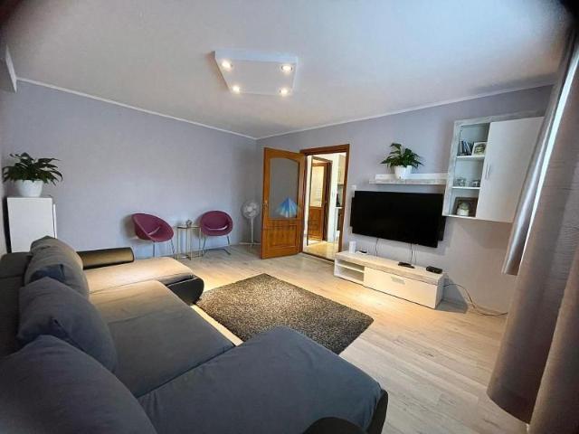 Casa 2 camere de inchiriat cu gradina, cartier Dambul Rotund