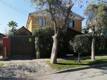 Casa 2 pisos aislada | 3 Dormitorios por 145000. 00 en Maipú