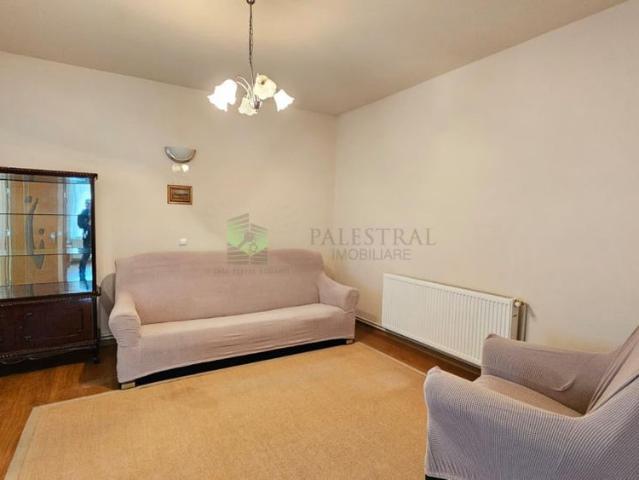 Casa 3 camere, mobilata utilata Centrul Civic 500 Euro