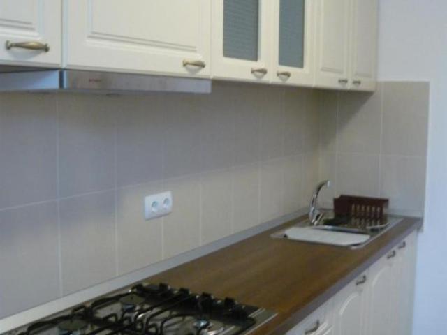 Casa 3 camere de inchiriat, Zona Centru, Pret 420 euro/luna