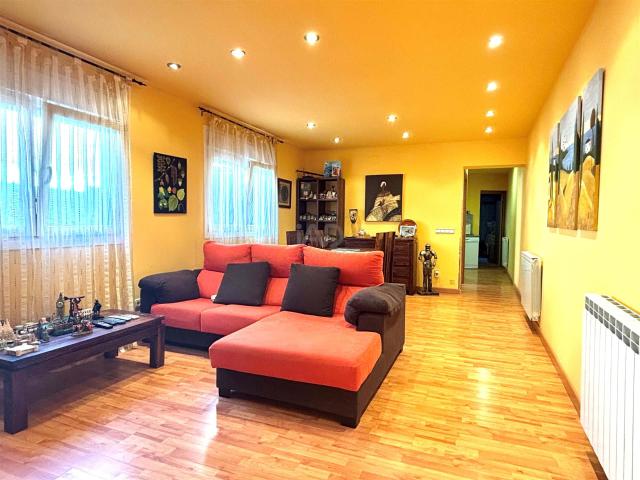 Casa 3 dormitorios 387 m2 387m² Castellserá