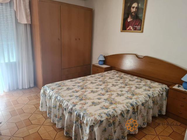 Casa 3 dormitorios, baño y patio