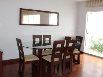 Casa 3 pisos en condominio