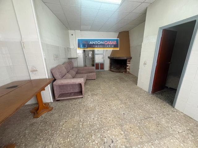 CASA 3 PLANTAS EN ASPE