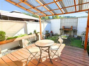 Casa 3D/2B con patio y estacionamiento 1612 | Dormitorios por 3400.00 en Penco
