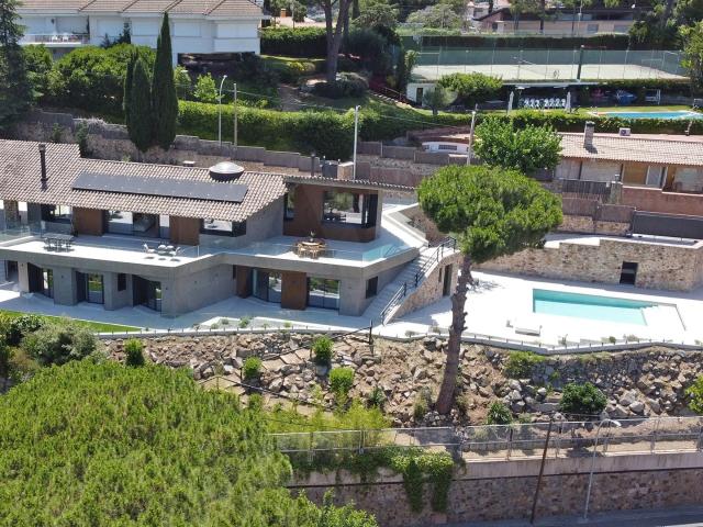 Casa 400 m2 453m² Premia de Dalt