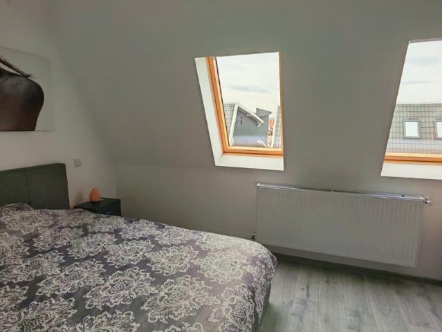 Casa 4 camere, cartier Izvor, oras Brasov
