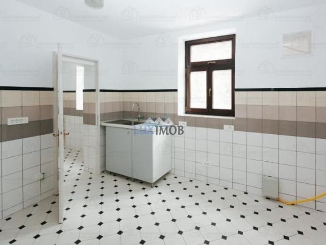 Casa 4 camere Cotroceni