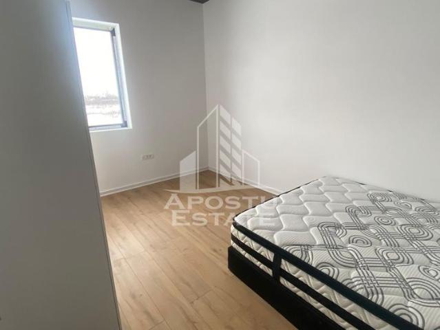 Casa 4 camere,Petfriendly, gradina de 250 Mp,Torontalului