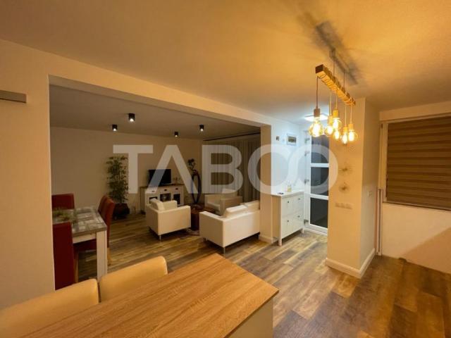 Casa 4 camere 119 mpu terasa curte 2 locuri de parcare Crist