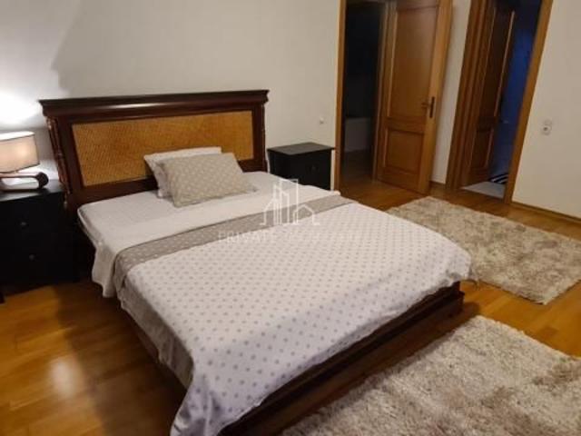 Casa 4 Camere/Garaj De Inchiriat, Zona Tudor/ E on/Univ. Cantemir