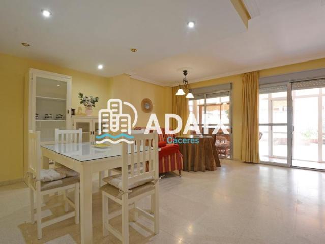 Casa 4 Dormitorio Cáceres Extremadura ES104599351