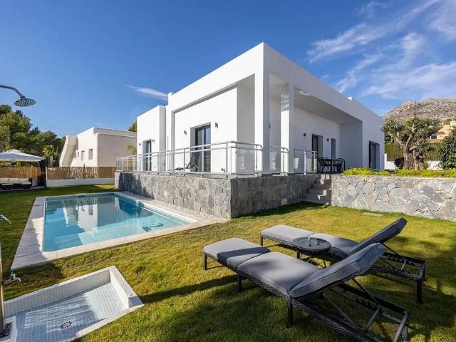 Casa 4 dormitorios 174.38 m2