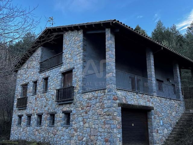 Casa 4 dormitorios 196 m2 253m² Saldés