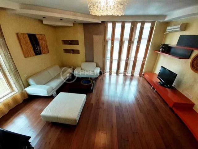 Casa 5 camere, Tatarasi, 237mp