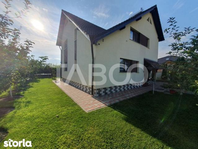 Casa 5 camere 3 bai 2 terase garaj magazie de vanzare 180 mp utili
