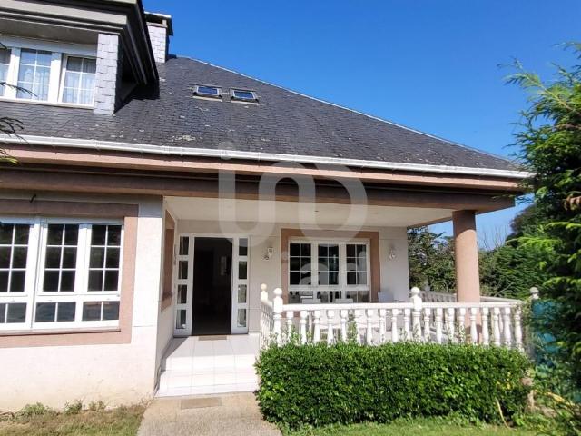 Casa 5 dormitorios 334.00 m2 334m² Navia