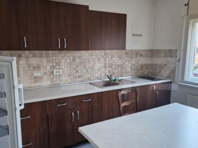 Casa 6 camere, 160 mp, zona Girocului