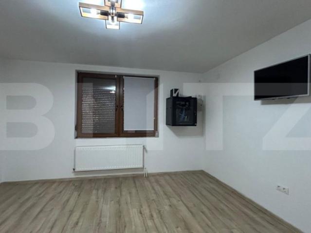 Casa 6 camere, 189 mp, zona Garii