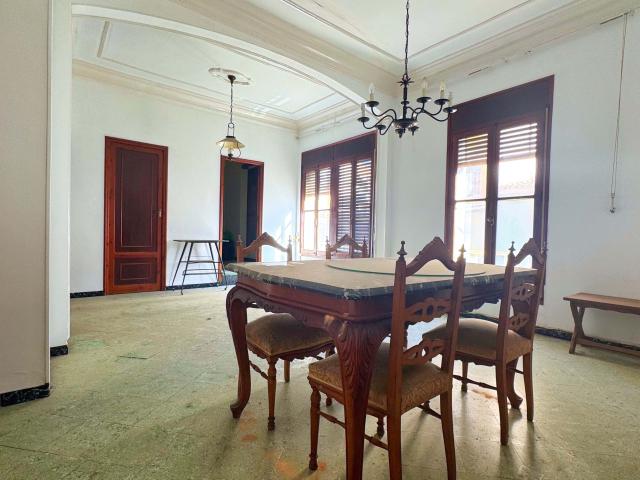 Casa 6 dormitorios 508 m2