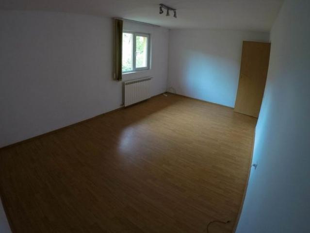 Casa 7 camere zona Militari