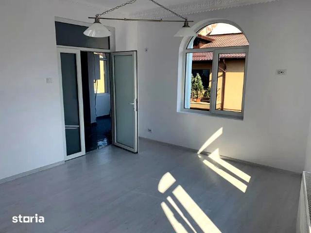 CASA 9 CAMERE | BULEVARD DACIA | 2 CENTRALE PE GAZ