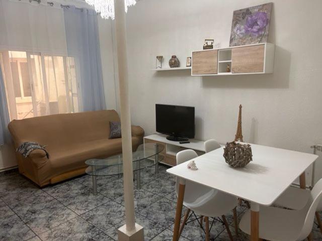Casa/Chalet independiente En alquiler Calle Calveros, Centro, Puertollano