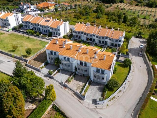 Casaa 4 quarto, Viseu Viseu DS87063476