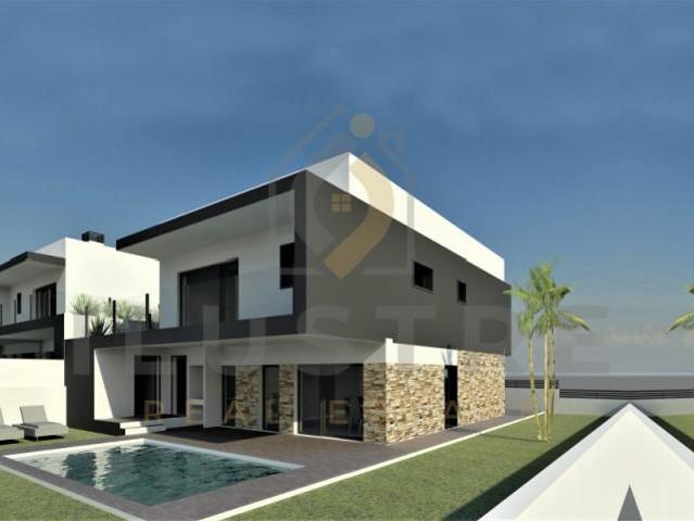 Casaa 4 quarto, Almada Almada DLS88456033