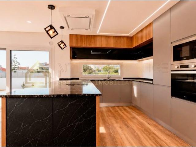 Casaa 4 quarto, Almada Almada DS102723162