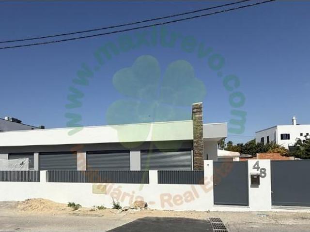Casaa 4 quarto, Almada Almada DS102858880