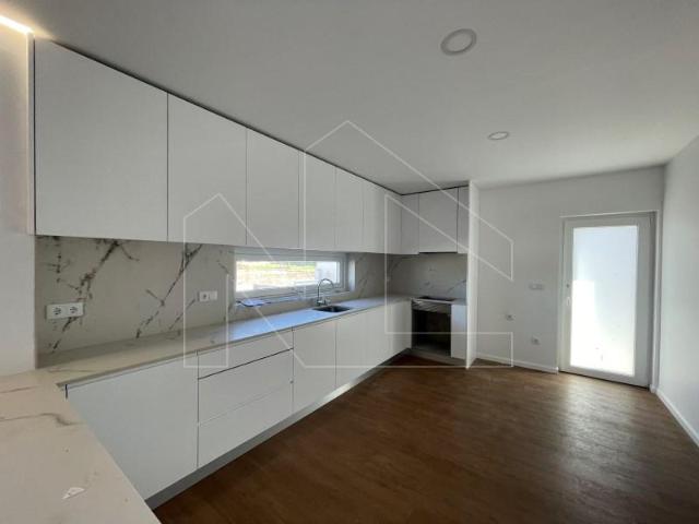 Casaa 4 quarto, Aveiro Aveiro DLS100219510