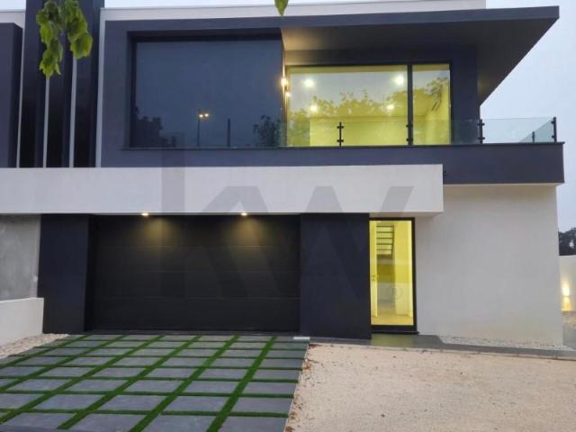 Casaa 4 quarto, Aveiro Aveiro DLS100770503