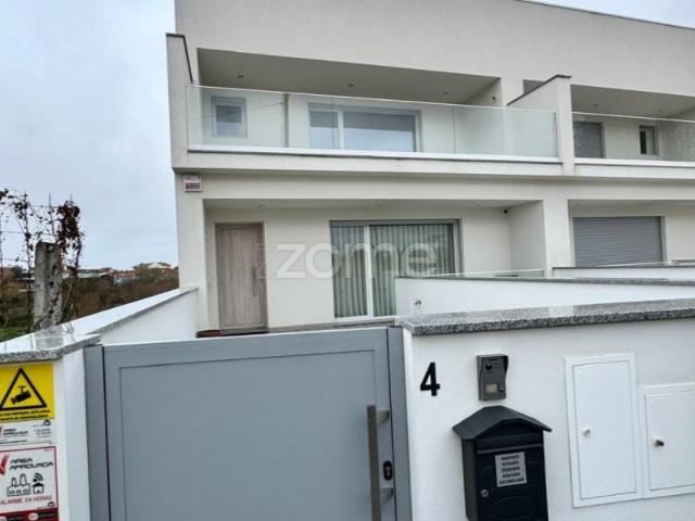 Casaa 4 quarto, Aveiro Aveiro DLS101349430