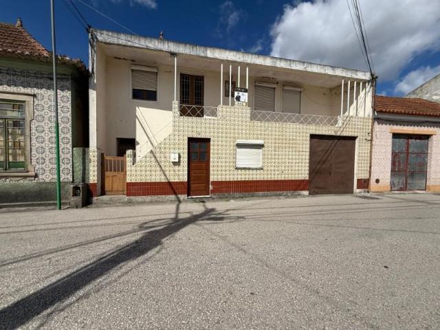 Casaa 4 quarto, Aveiro Aveiro DLS102066384