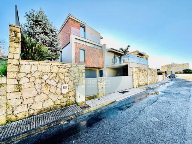 Casaa 4 quarto, Braga Braga DLS102598867
