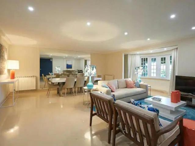 Casaa 4 quarto, Cascais Cascais 2750 274 ES102885597