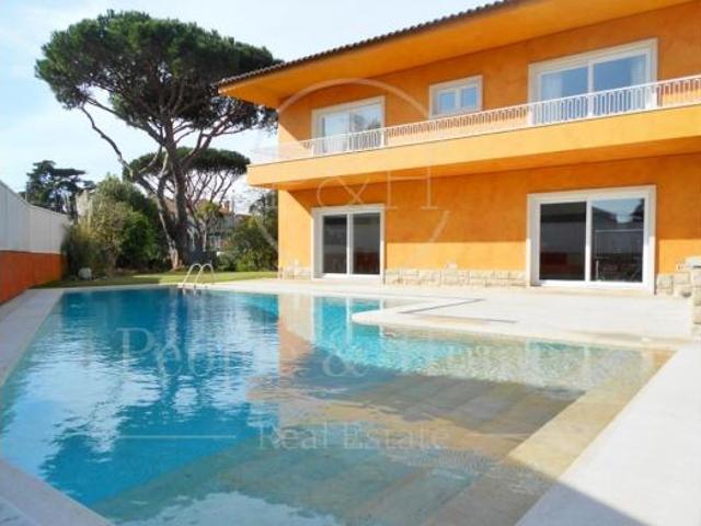 Casaa 4 quarto, CASCAIS CASCAIS 2765 225 DLS45085951