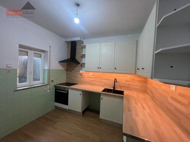Casaa 4 quarto, Coimbra Coimbra DLS99310901