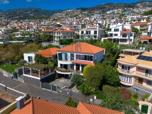 Casaa 4 quarto, Funchal Funchal DS87513163
