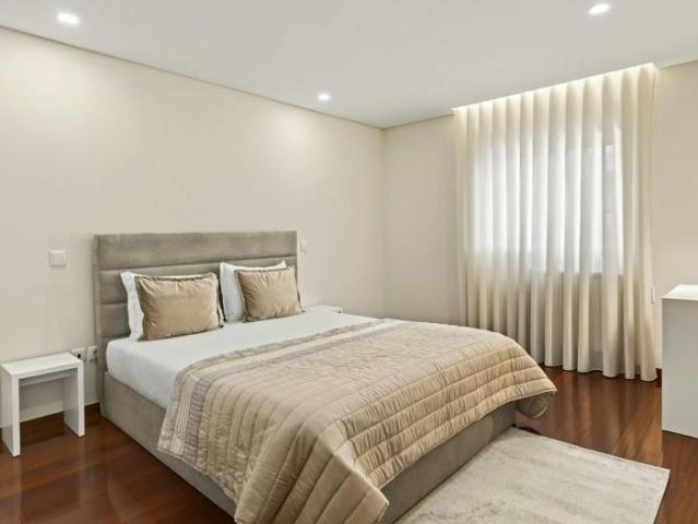 Casaa 4 quarto, Lanhoso Lanhoso 4830 ELS99684653