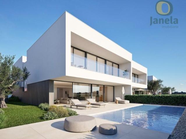 Casaa 4 quarto, Lagos Lagos DLS87066927