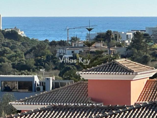 Casaa 4 quarto, Lagos Lagos DLS99240380