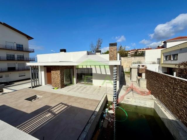 Casaa 4 quarto, Leiria Leiria DS93239290