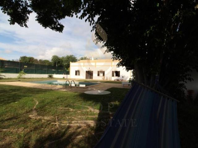 Casaa 4 quarto, Loulé Loulé 8100 000 DLS100275327