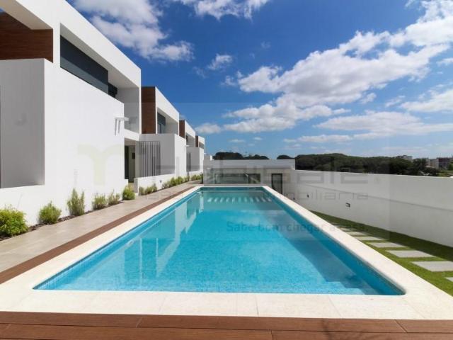 Casaa 4 quarto, Loures Loures DLS90389524